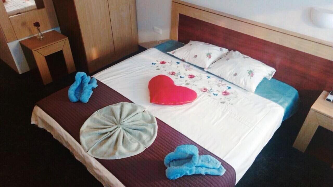 Tanagra Hotel วิลนีอุส ภายนอก รูปภาพ